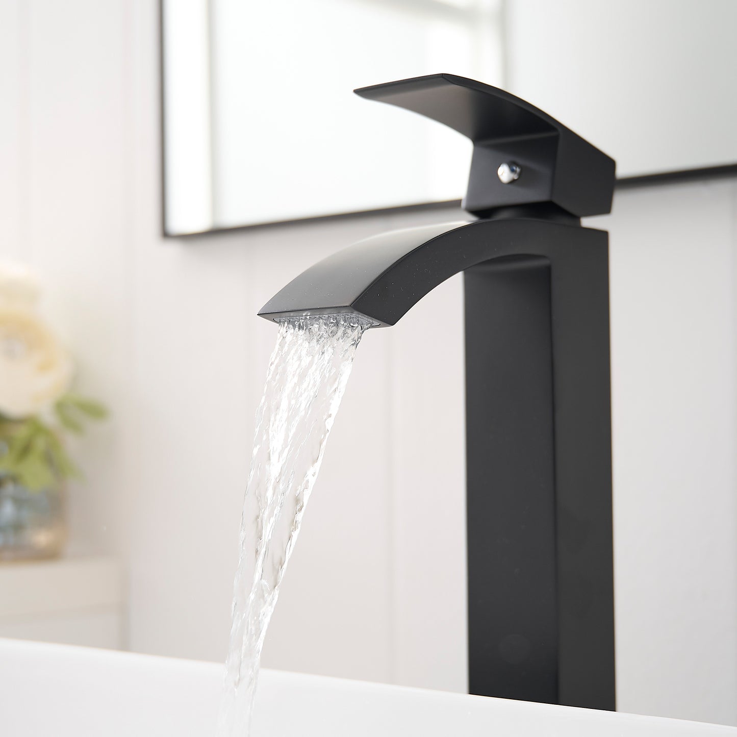 Black Bathroom Faucet, Brushed Black Faucet for Bathroom Sink, Black Single Hole Bathroom Faucet Modern Single Handle Vanity Basin Faucet