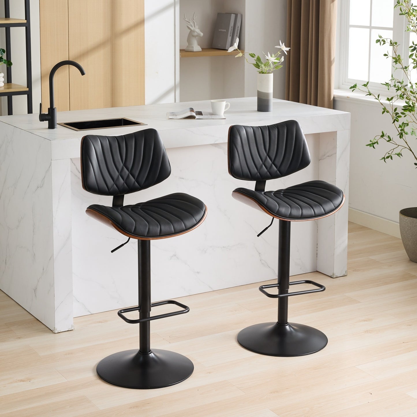 Taburetes de bar de madera curvada de nogal, sillas de bar giratorias de 360°, tapizadas en cuero negro, modernas, con altura de mostrador ajustable, para isla de cocina/comedor/café, 1 silla/1 caja,Negro