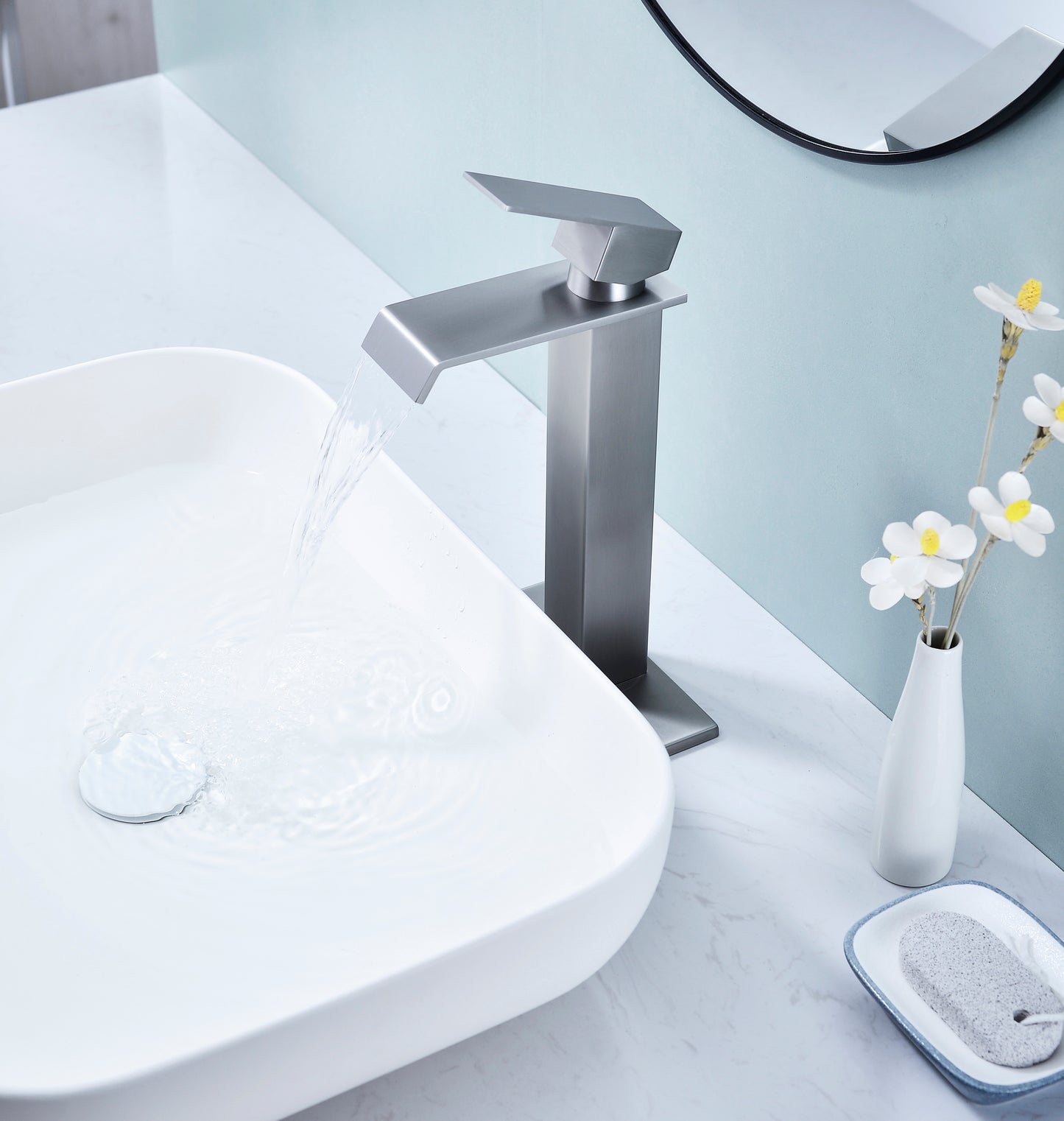 Grifo de baño con caño en cascada, Grifo monomando para lavabo de tocador de baño