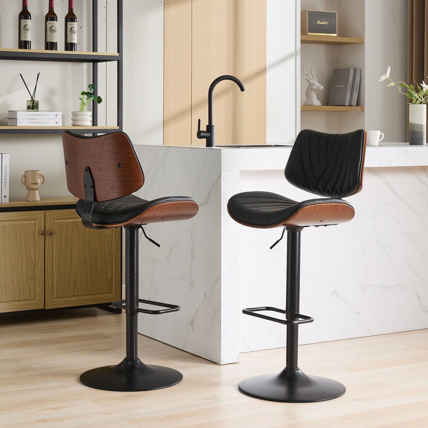 Taburetes de bar de madera curvada de nogal, sillas de bar giratorias de 360°, tapizadas en cuero negro, modernas, con altura de mostrador ajustable, para isla de cocina/comedor/café, 1 silla/1 caja,Negro