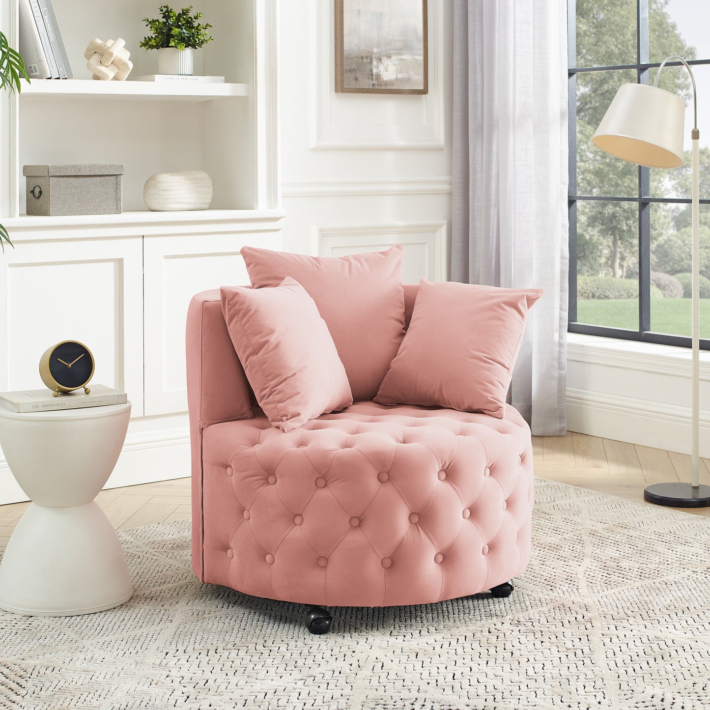 Silla giratoria tapizada en terciopelo para sala de estar, con diseño de botones y ruedas móviles, incluye 3 almohadas, rosa